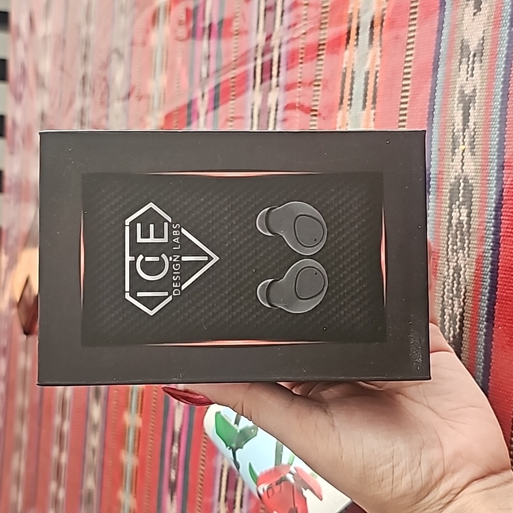 Ice T design Labs bluetooth earbuds